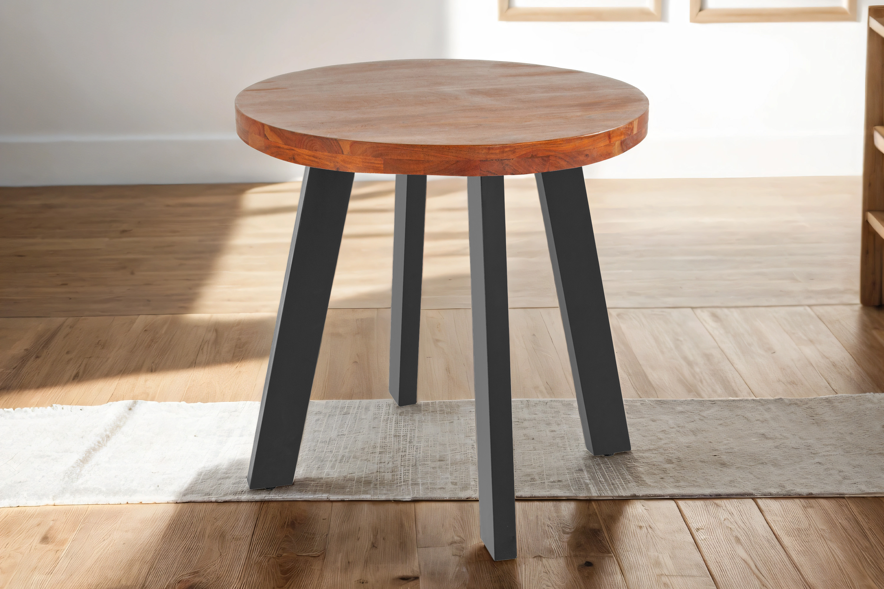 Esstisch SOPHIA / nussbaumfarben / 100x100 / Vierfuß-Gestell Schwarz