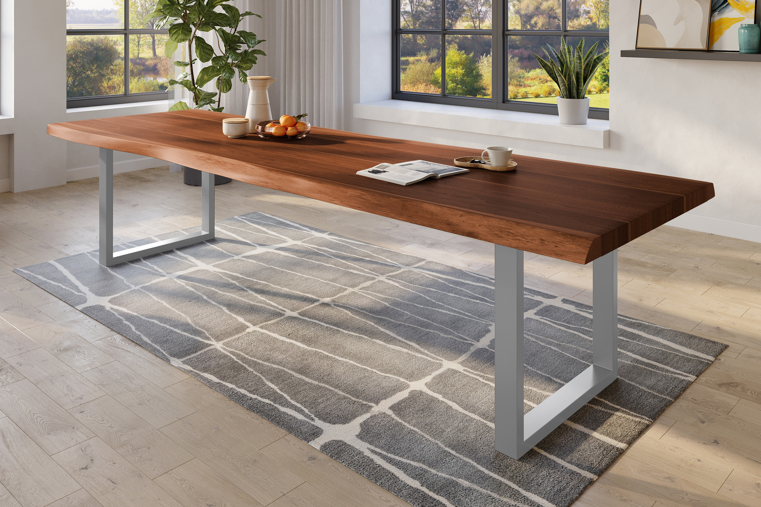 Esstisch Titan XL / nussbaumfarben / 320x120 / U-Gestell Silber