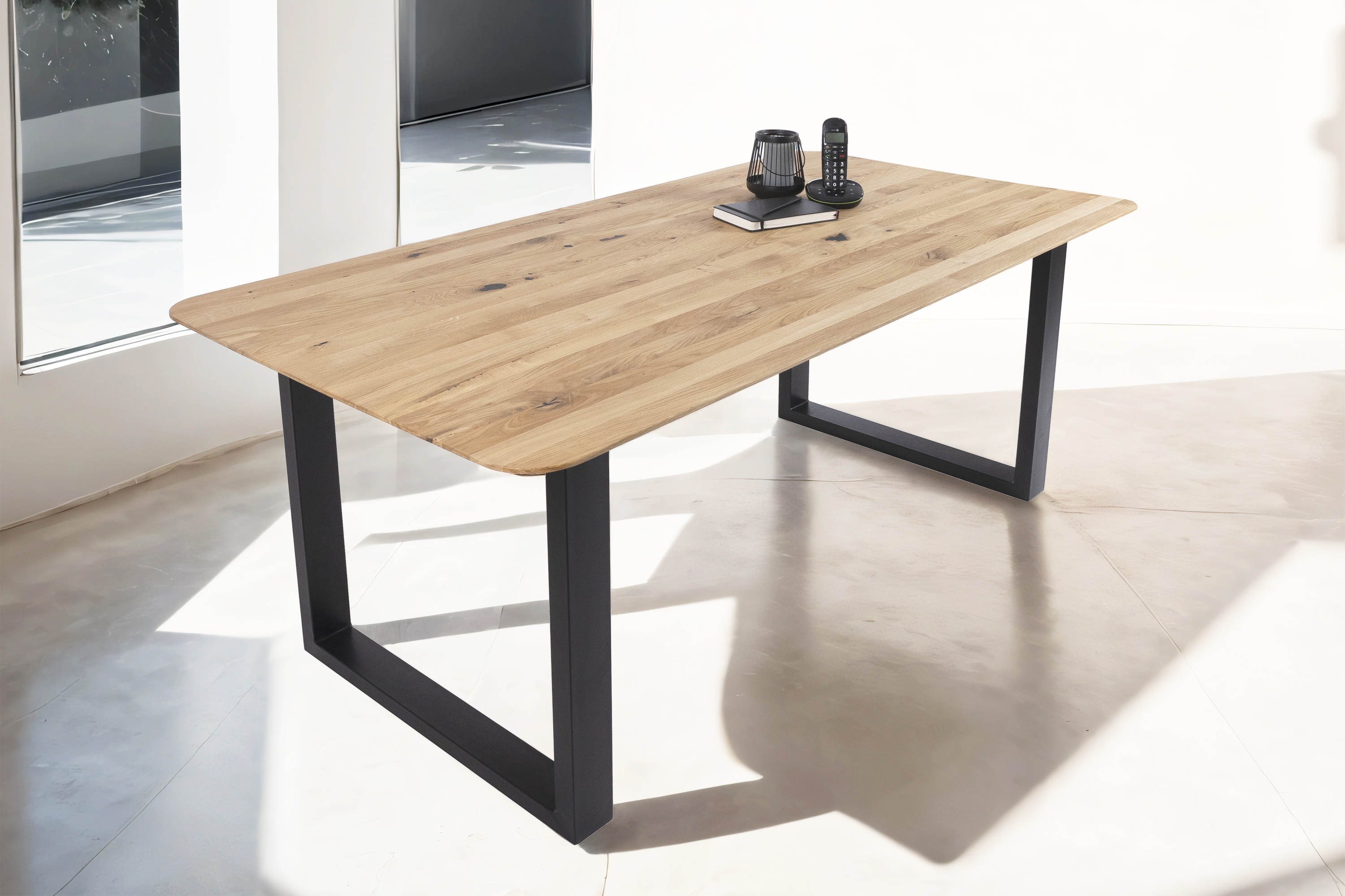 Esstisch Lotte - runde Ecken / 180x90 / U-Gestell Schwarz