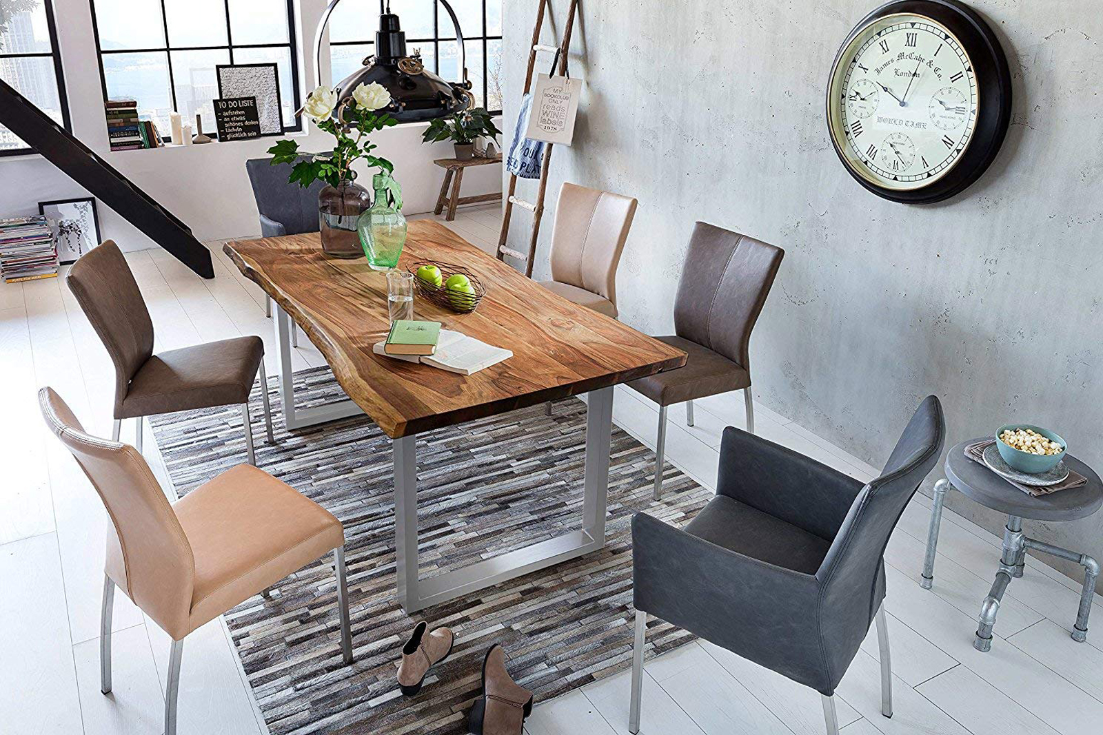 Baumkantentisch SIT / nussbaumfarben / 220x100 / U-Gestell Silber