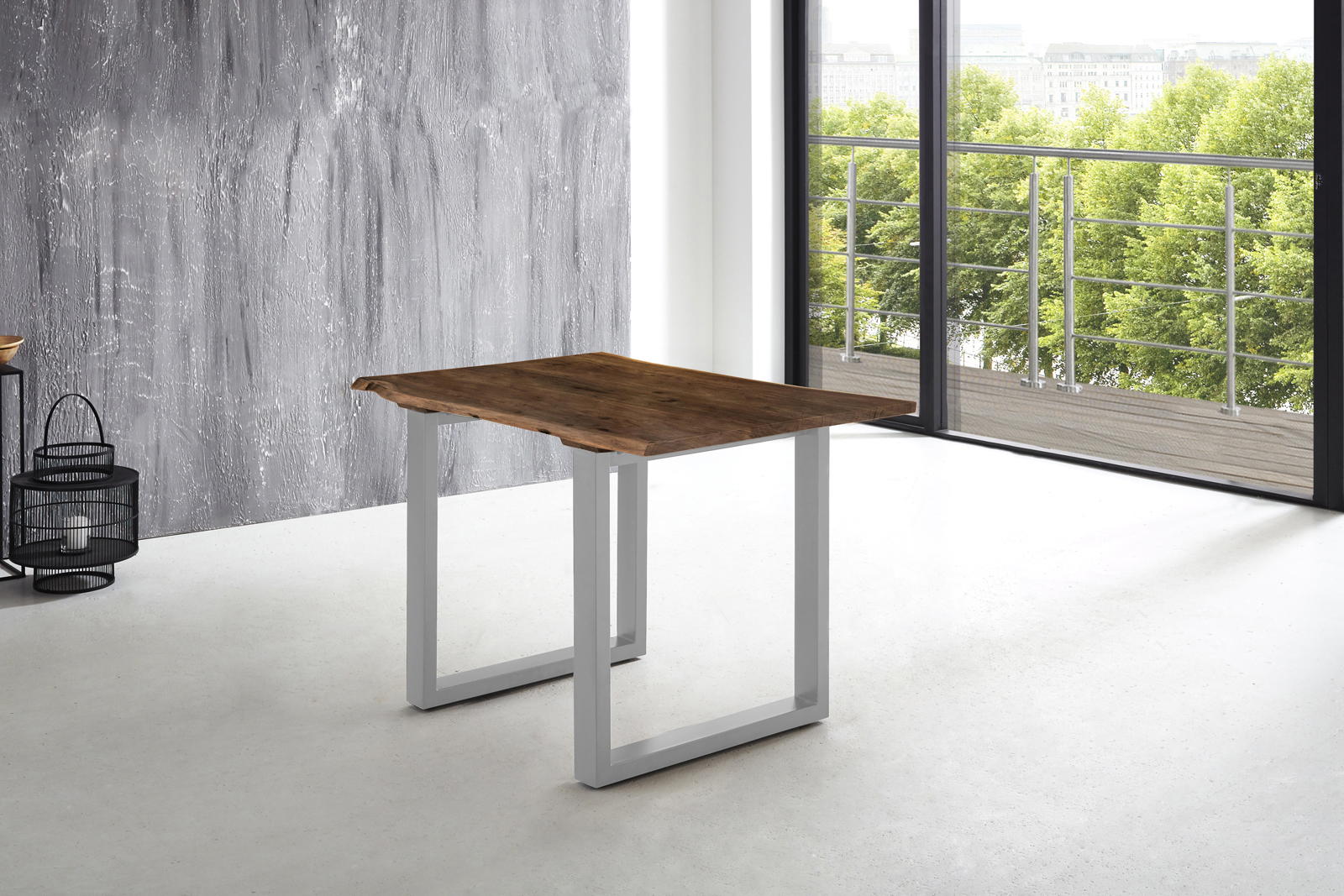Baumkantentisch LUBIN / nussbaumfarben / 120x80 / U-Gestell Silber