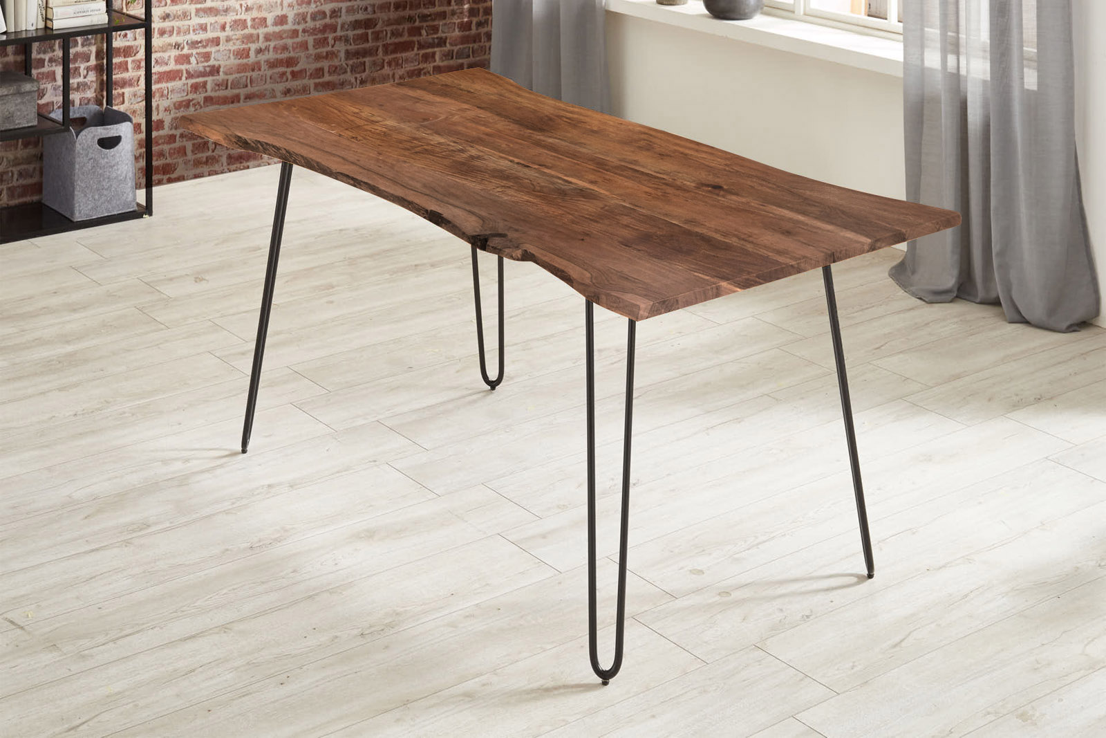 Baumkantentisch HANNAH / nussbaumfarben / 120x80 / Hairpin-Gestell Schwarz