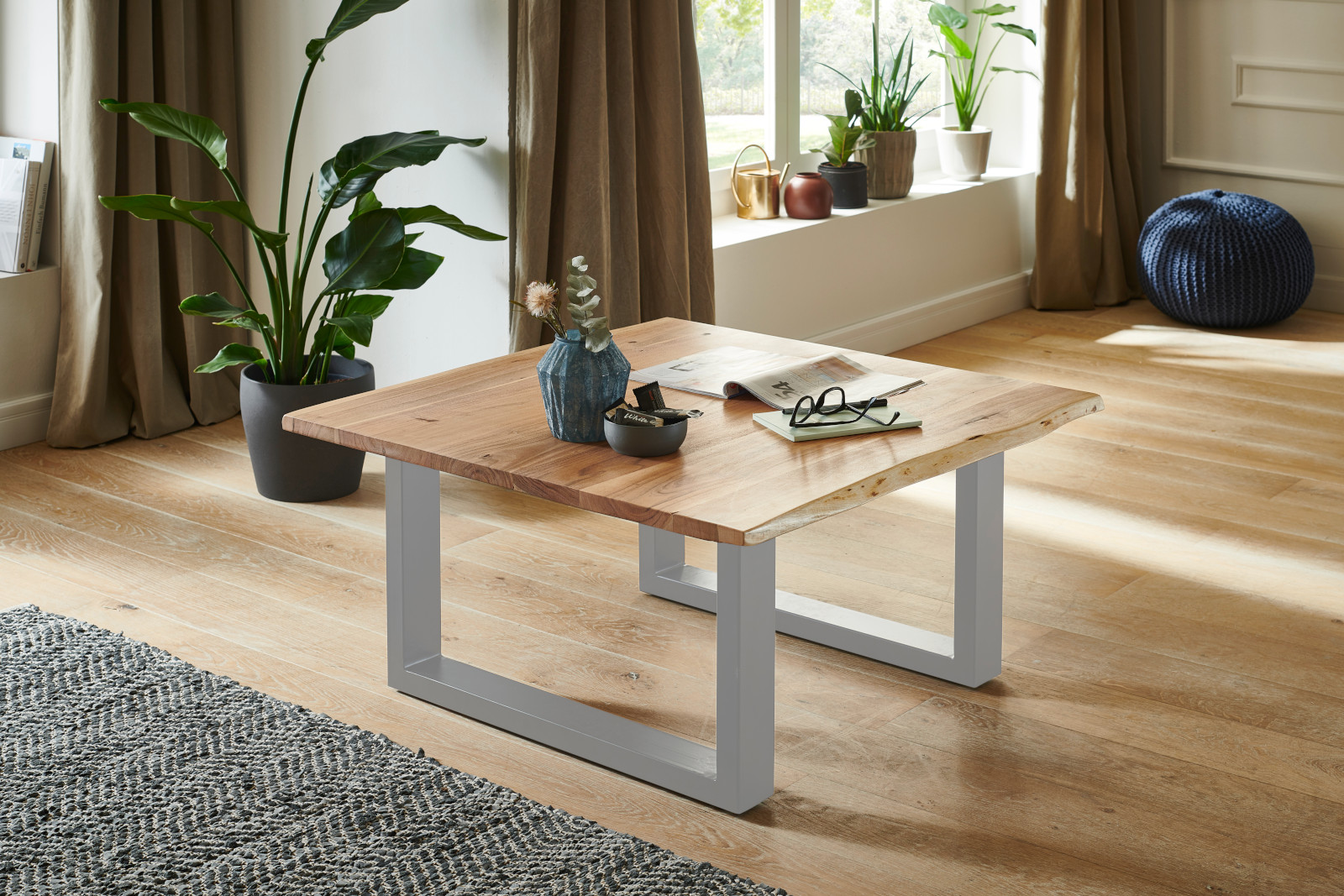 Couchtisch NOAH / naturfarben / 80x80 / U-Gestell Silber