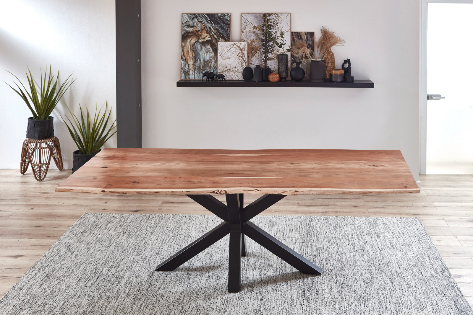 Baumkantentisch QUINCY / naturfarben / 260x100 / Spider-Gestell Schwarz